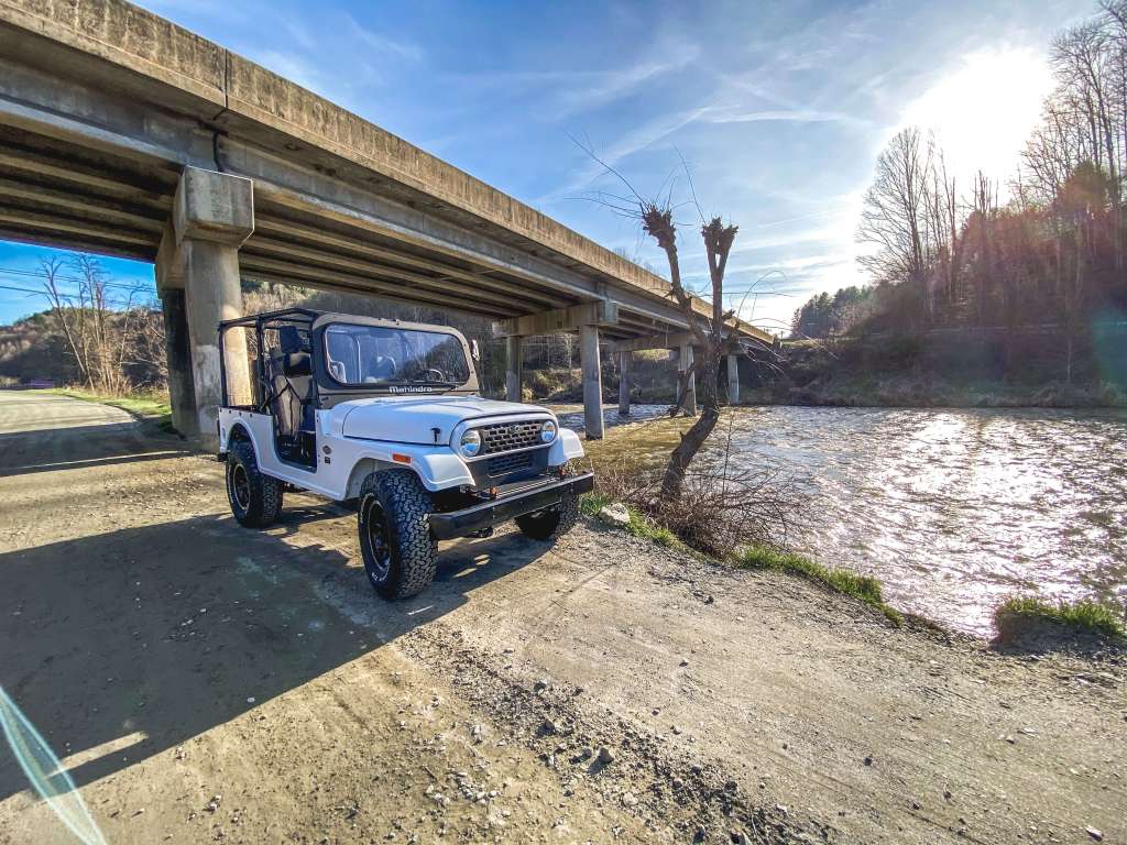 Unseen Pass Mahindra Roxor on New River NC